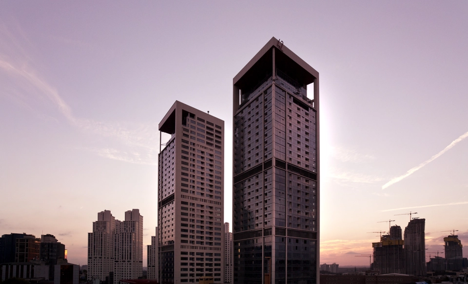 Residence with the concept of quality life, art and people - Image 2