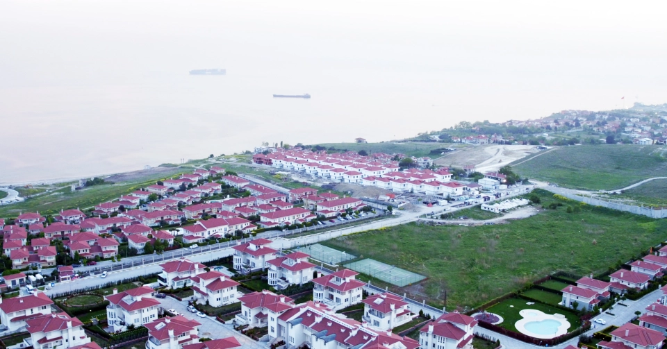 Villa with private beach in Yakuplu - Image 5