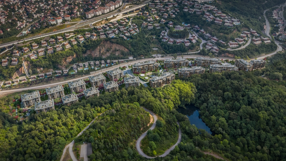 Luxury apartment in the heart of the forests of Istanbul - Image 2
