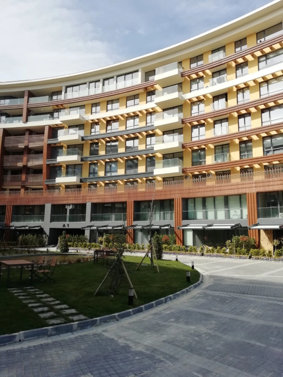 Villas and duplexes suitable for Turkish nationality with sea views in Buyukcekmece - Image 4