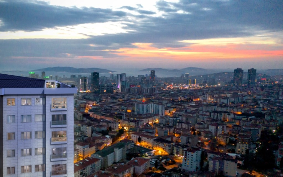 آپارتمانی در کارتال، نزدیک به مترو و با قیمت مناسب-FA - Image 3