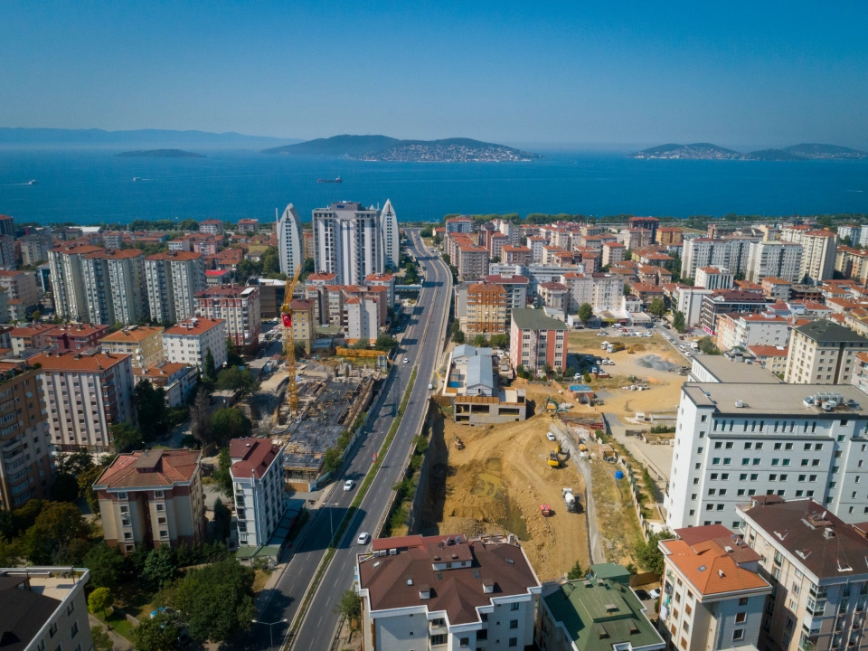 Apartments in the heights of Istanbul - Image 3