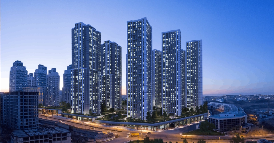 A building with modern architecture in the beylikduzu area - Image 3