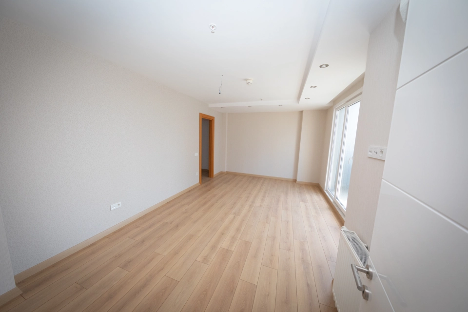 Apartments in west Istanbul with sea view suitable for living and investing - Image 3