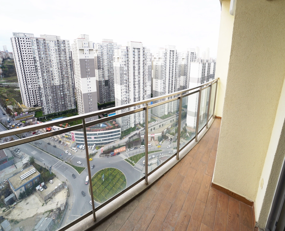 Esenyurt bölgesinde tüm olanaklara sahip bir ev - Image 3