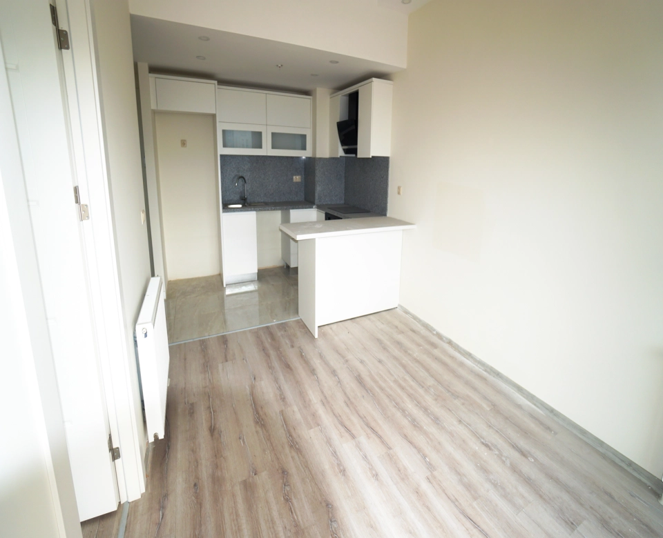 Esenyurt bölgesinde tüm olanaklara sahip bir ev - Image 5