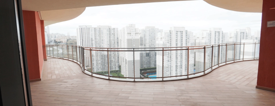 Esenyurt bölgesinde tüm olanaklara sahip bir ev - Image 2